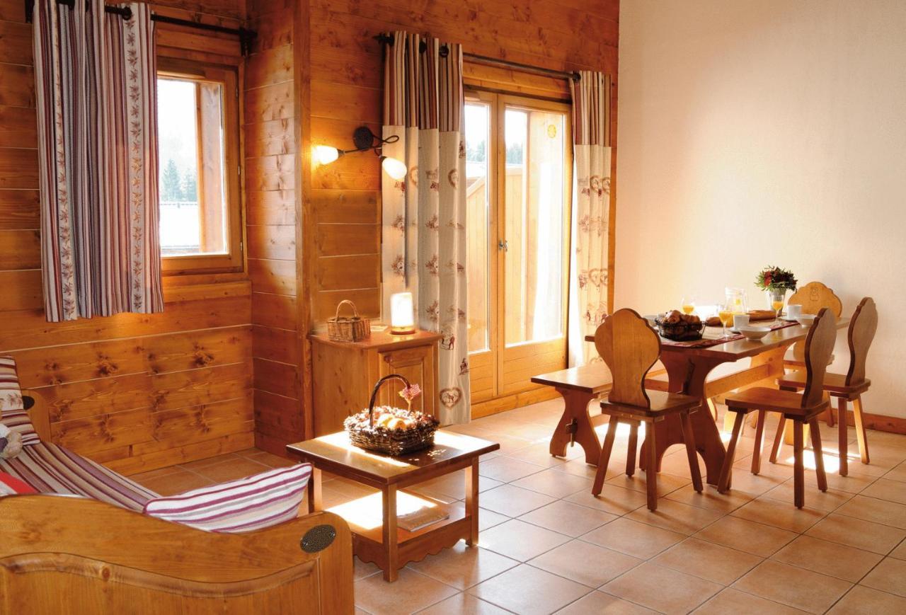 Lagrange Vacances Les Fermes De Samoens Room photo